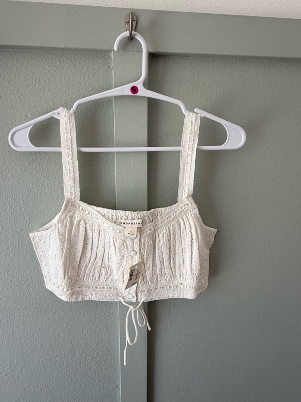 Aeropostale Ivory Lace Eyelet Cropped Cami